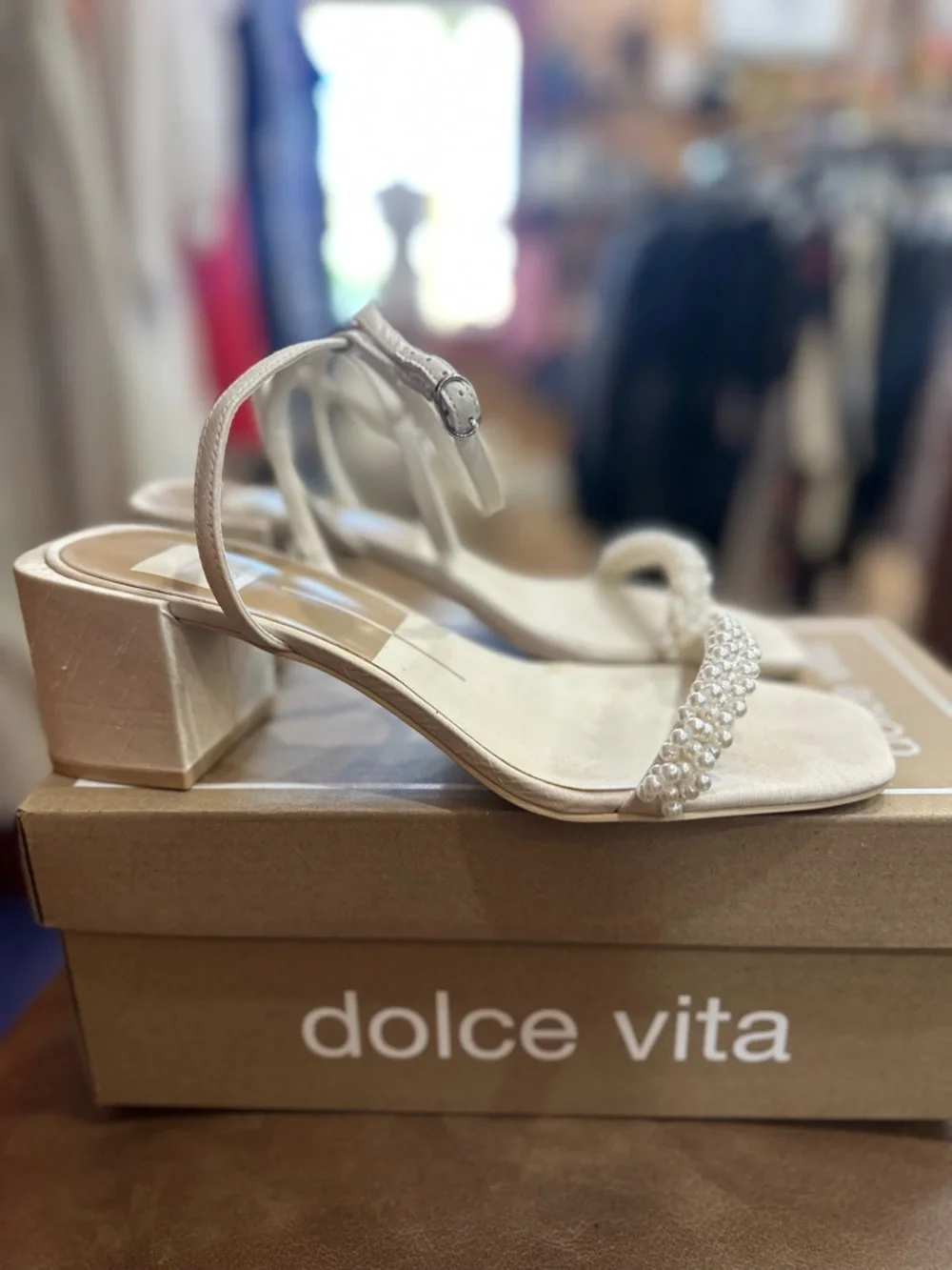 Dolce Vita Vanilla Pearl-Strap Block Heel Sandals NWT size 8.5 and 10 - Picture 6 of 9